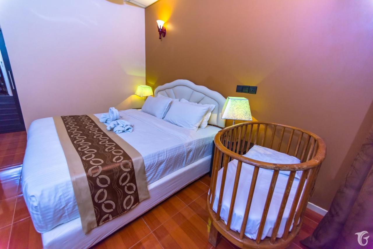 Gunbaru Inn Ukulhas Екстериор снимка