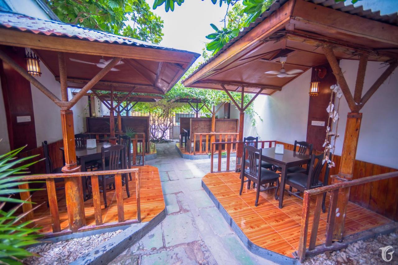 Gunbaru Inn Ukulhas Екстериор снимка