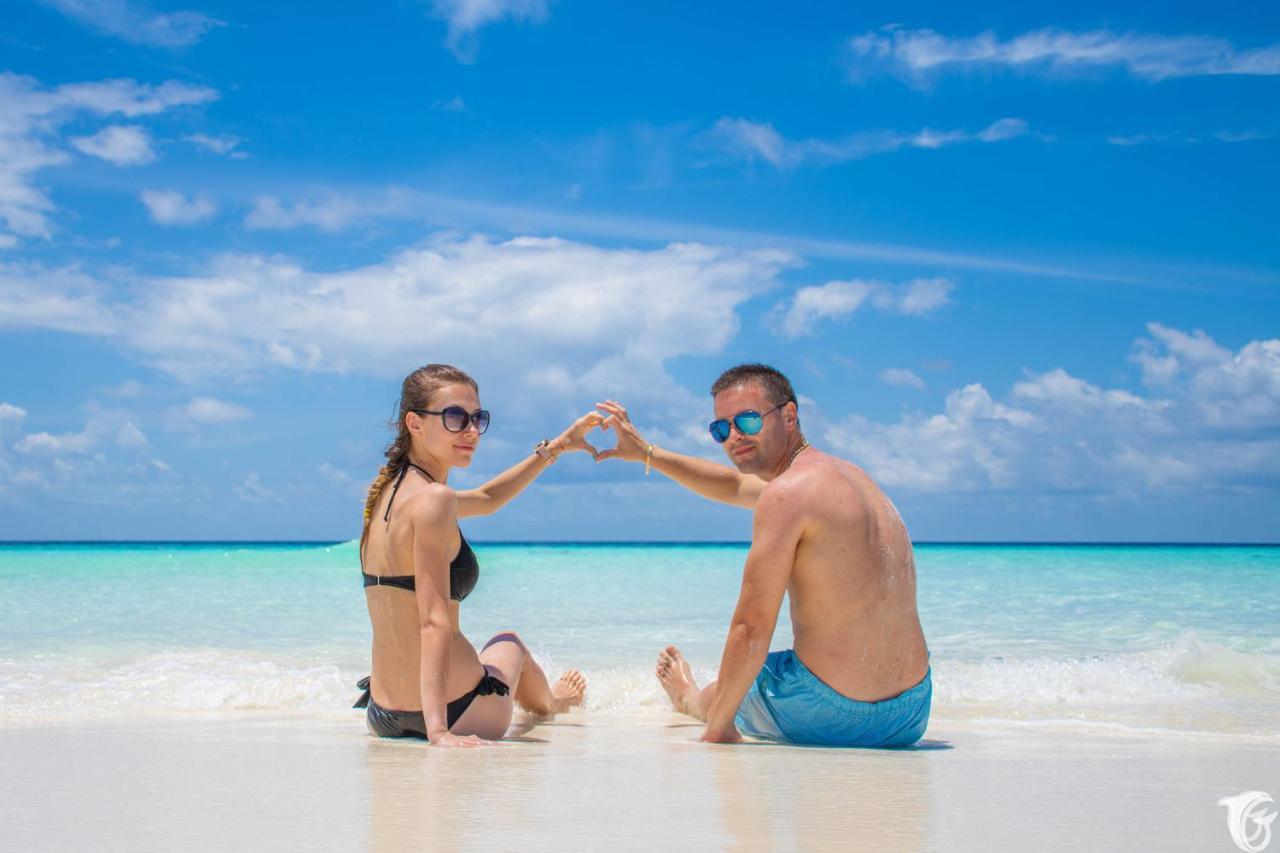 Gunbaru Inn Ukulhas Екстериор снимка